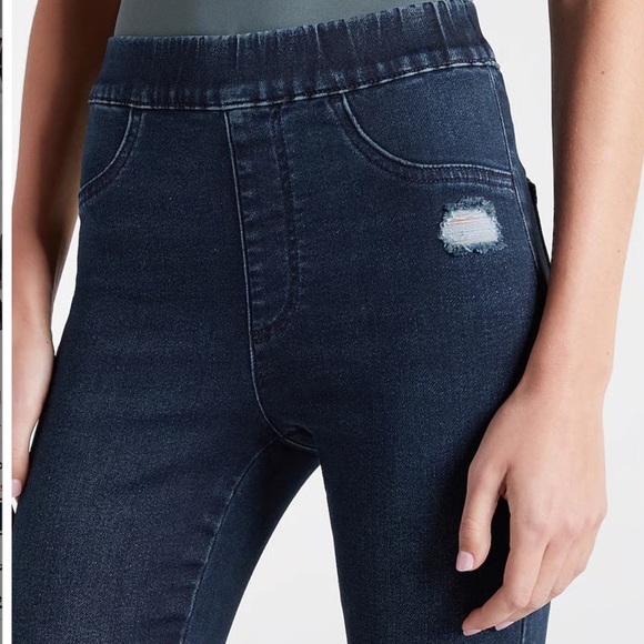 Skinny Jeans Supersoft Medium Dark Distressed Pull-On High-Waisted - Picture 2 of 3